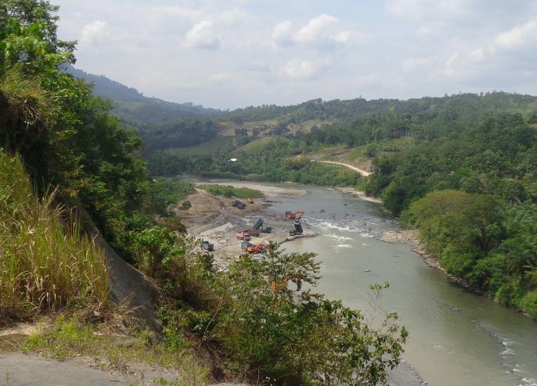 Ensuring responsible natural resource extraction through community participation and business engagement at Peusangan watershed