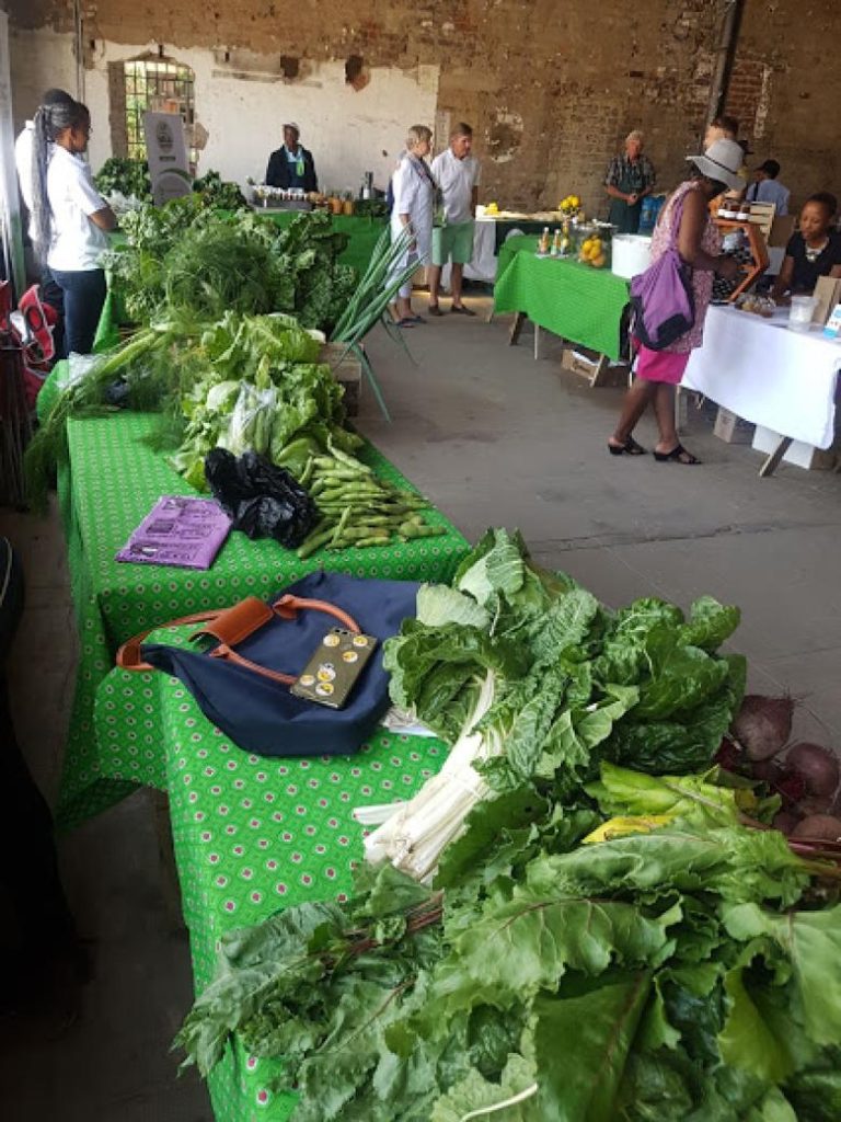 Food production through efficient urban agriculture including hydroponics and aquaponics