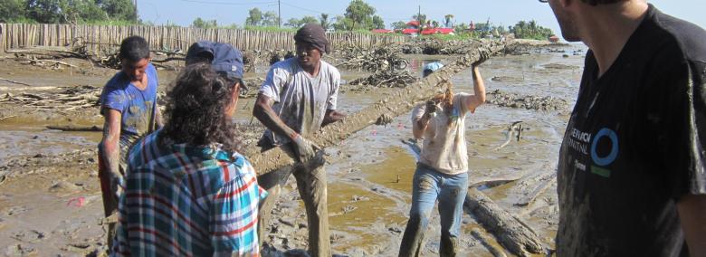 Building with Nature for safe, prosperous and adaptive coastlines in Suriname Building with Nature for safe, prosperous and adaptive coastlines in Suriname