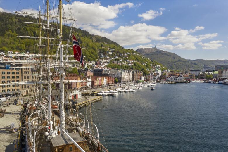 Establishing a shared governance and management structure for World Heritage site of Bryggen, Norway