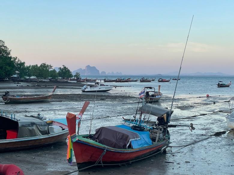 Ecotourism in Hat Chao Mai - Ko Libong seascape: How it benefits people and nature