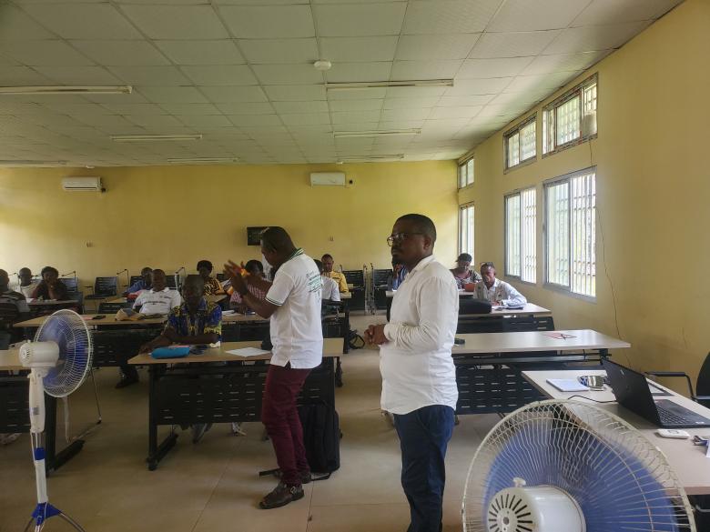 Le terroir villageois d’IYEMBE MOKE et sa contribution à la conservation de la biodiversité Le terroir villageois d’IYEMBE MOKE et sa contribution à la conservation de la biodiversité
