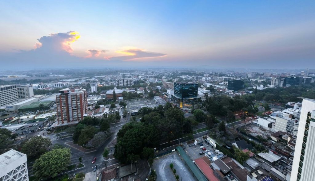 Guatemala apuesta por la planificación urbana como estrategia para recuperar la biodiversidad en dos de sus ciudades de rápido crecimiento